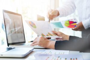 تصميم تجربة مستخدم ناجحة لتطبيقات تطوير منخفض الكود للمؤسسات