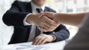 أفضل الممارسات لبناء حلول تكامل Low-Code مع ERP وCRM قابلة للتوسّع