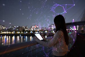 دليل أنظمة ERP للمؤسسات وربطها بسير العمل: من التخطيط إلى الأتمتة وقياس العائد